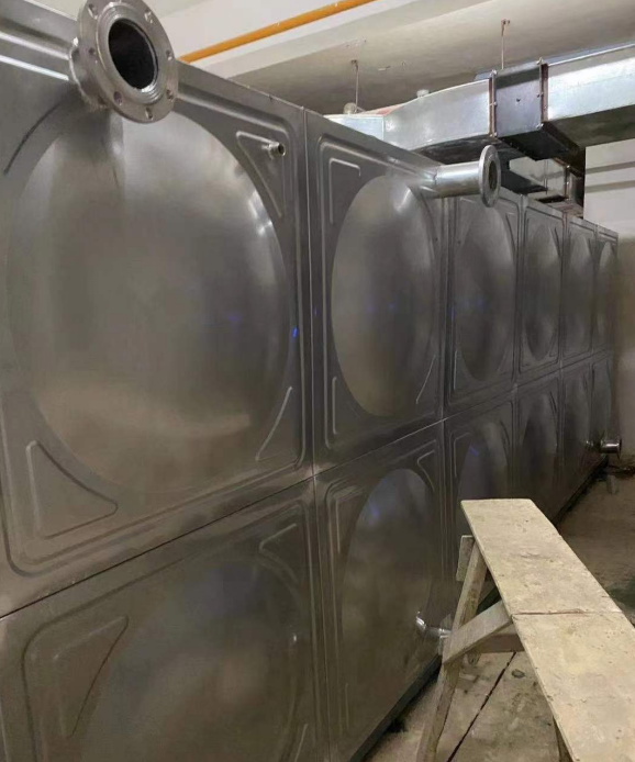 佛山日常维护不锈钢水箱的流程是怎样的
